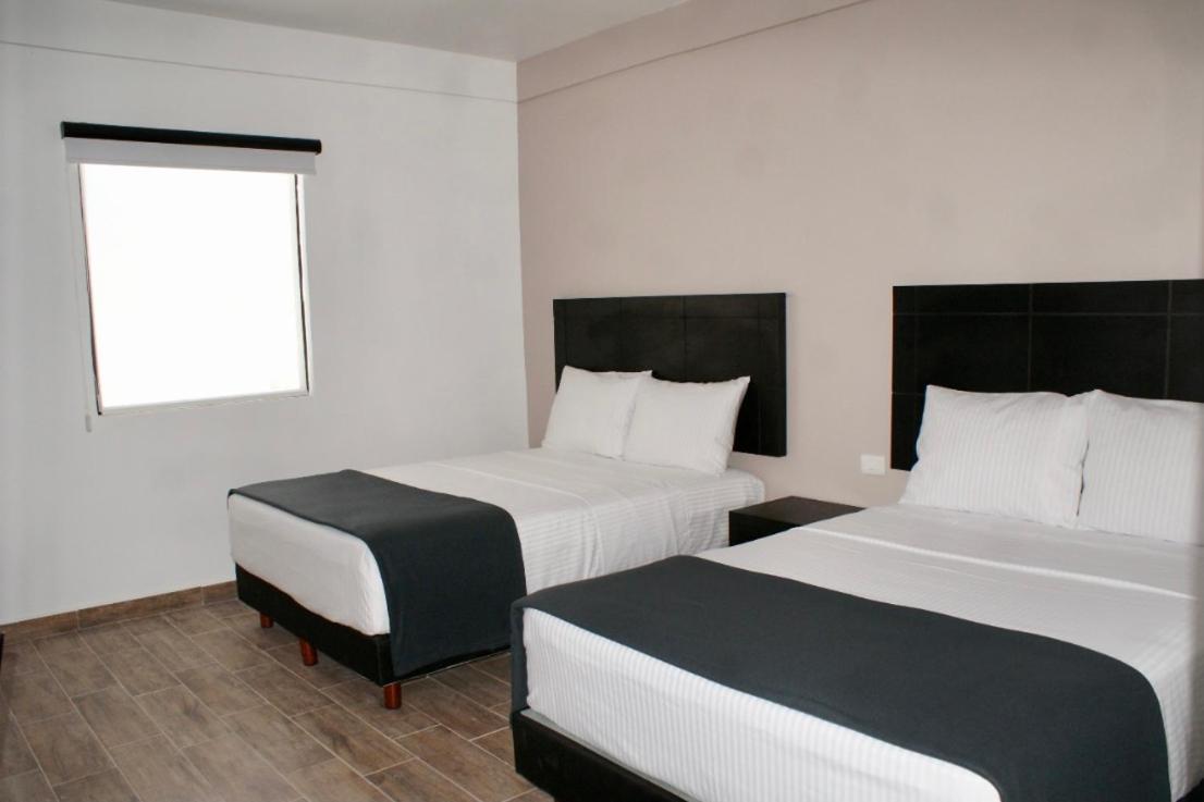 Hotel Capital Frontera Monclova Exterior foto